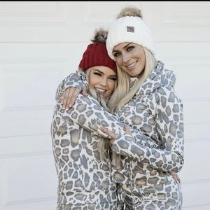 Salty Honey Lounge Pullover